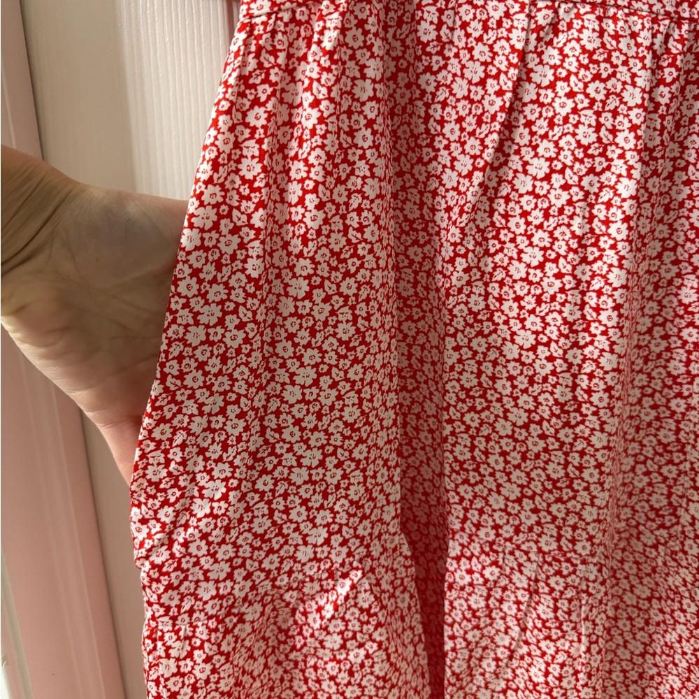 DAVI & DANI Red Floral button front Dress - Picture 7 of 9